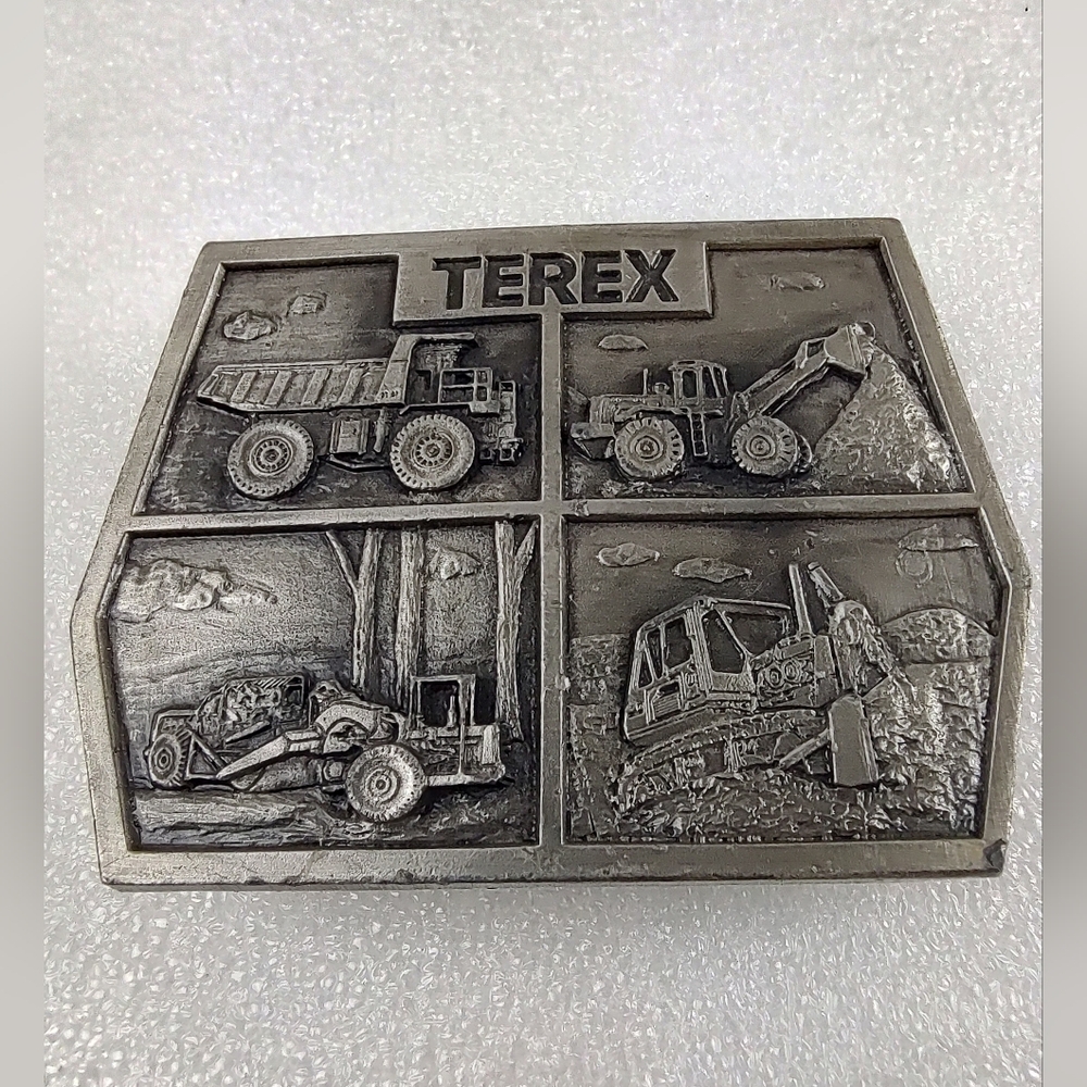 Pewter GM Motors Terex Tractor Bulldozer Belt Buckle Heavy Equipment BB-2415